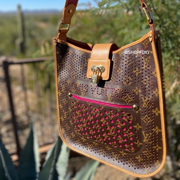 SOLD Louis Vuitton Monogram Perforated Monogram Musette Bag - Picture 3 of 13